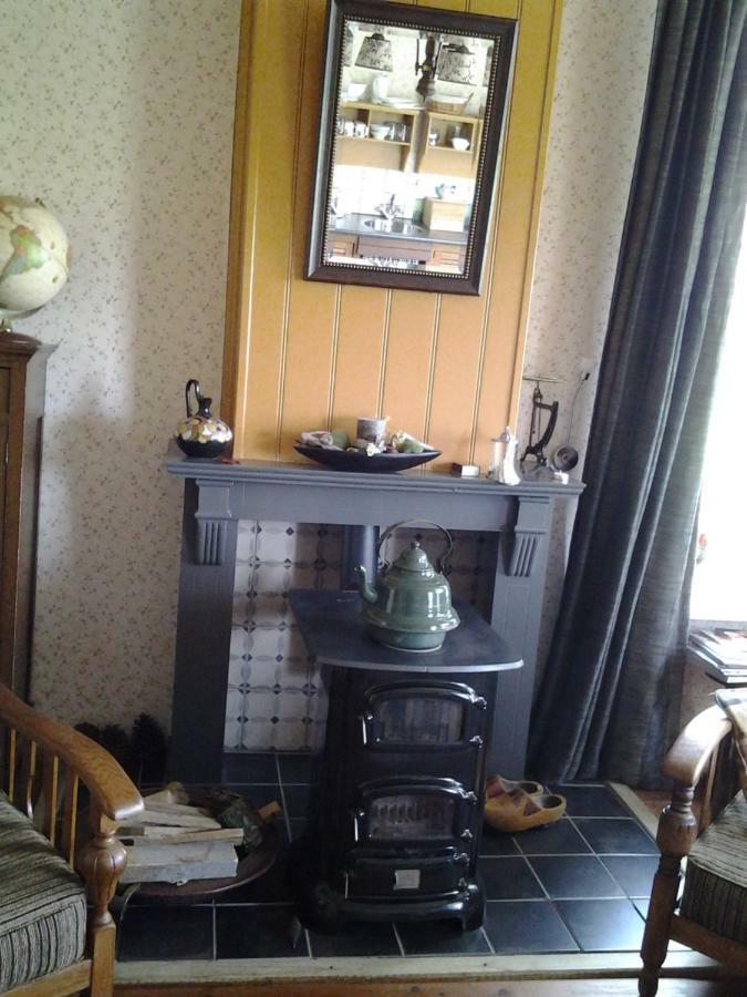 Bed and Breakfast De Wylgepleats Jutrijp Exterior foto